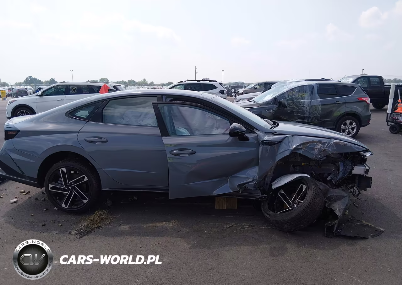2026 Hyundai Sonata N Line VIN:KMHL54JC2TA548347 - 14