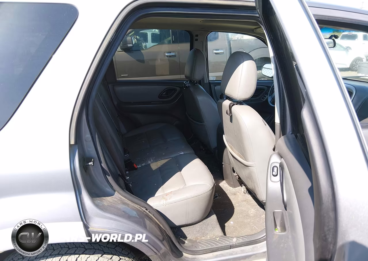 2007 Ford Escape VIN:1FMCU93177KB89542 - 8