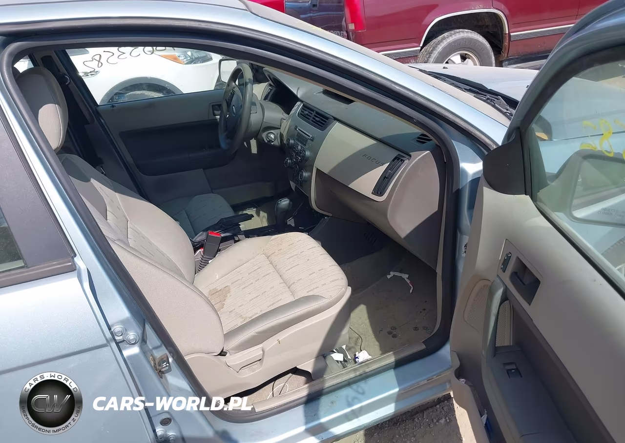 2009 Ford Focus Se VIN:1FAHP35N49W136152 - 5