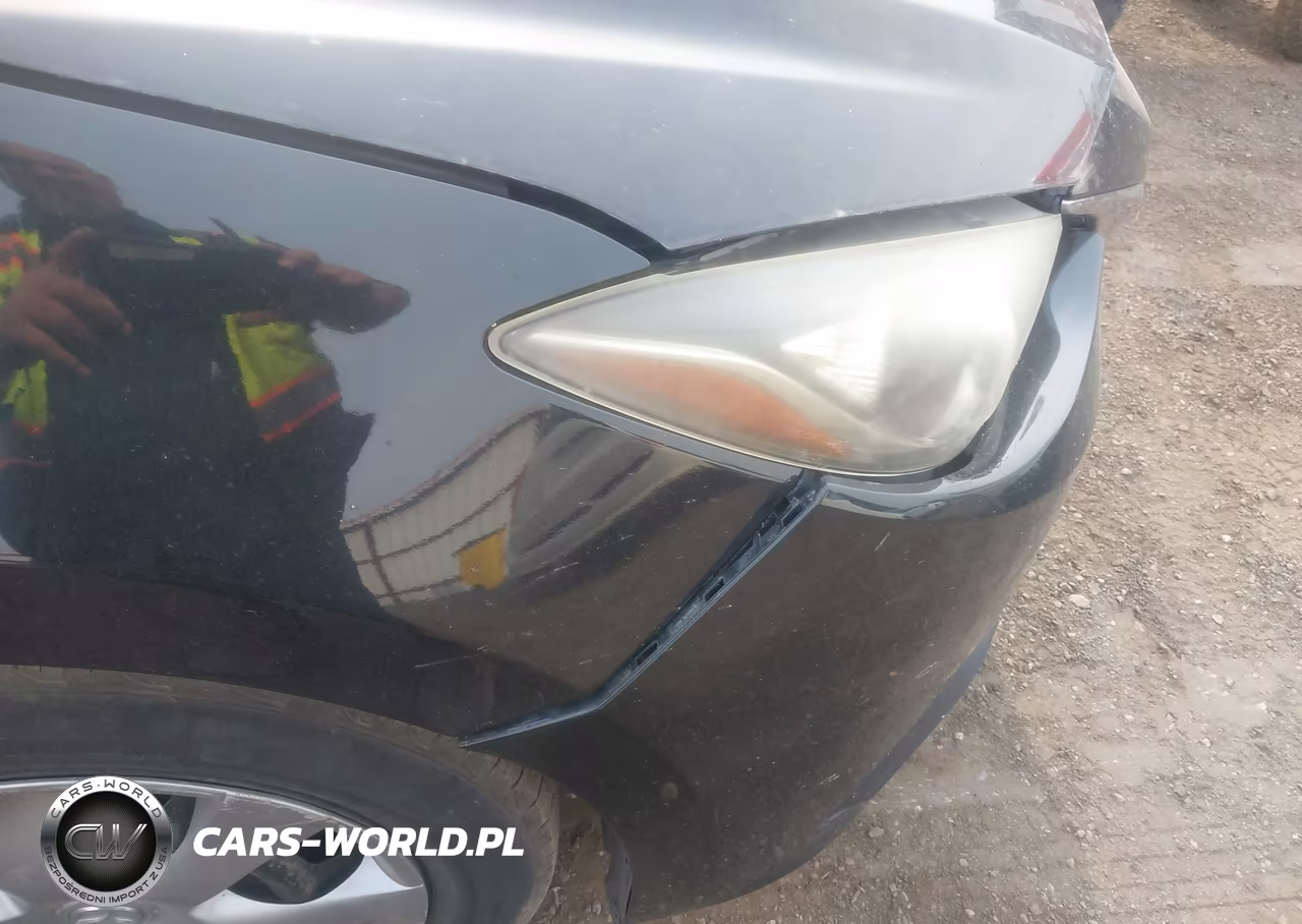 2014 Mazda Mazda3 I Sport VIN:JM1BM1K71E1194245 - 6