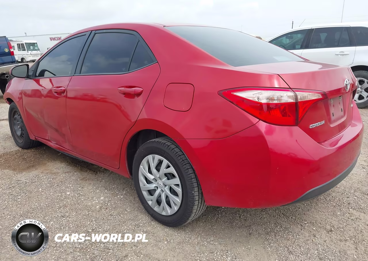 2019 Toyota Corolla Le VIN:5YFBURHE7KP929628 - 3