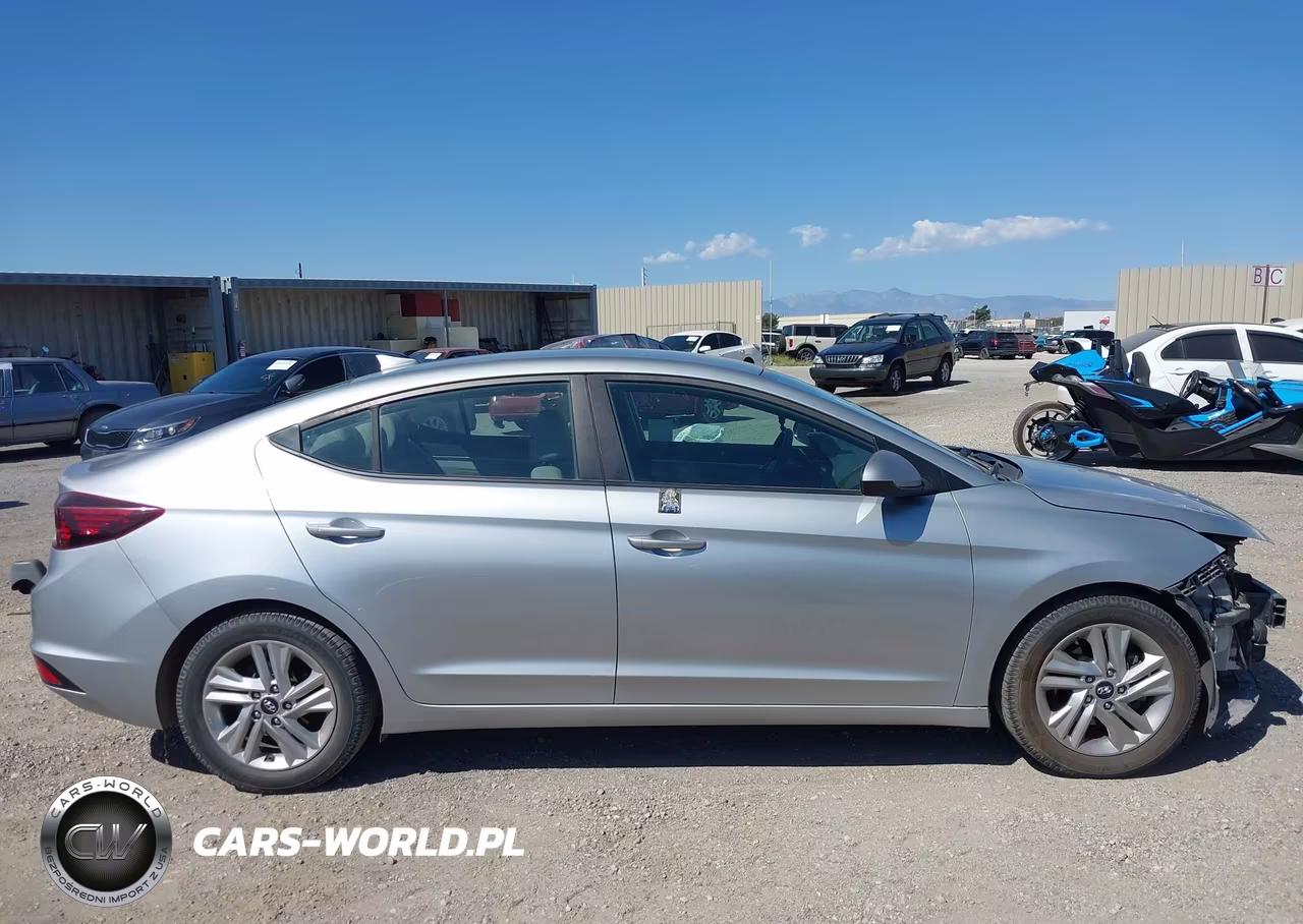2020 Hyundai Elantra Sel VIN:5NPD84LF0LH570167 - 14