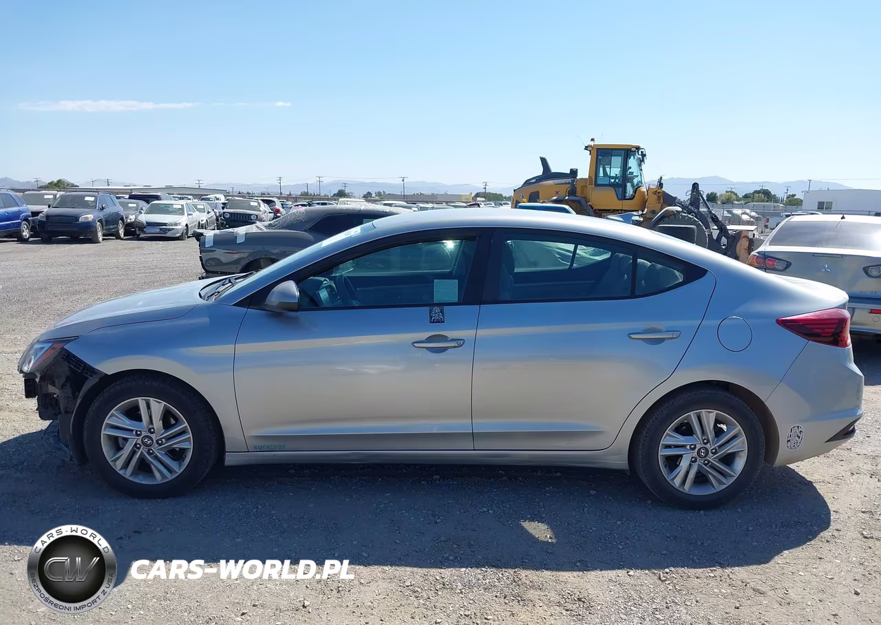 2020 Hyundai Elantra Sel VIN:5NPD84LF0LH570167 - 15