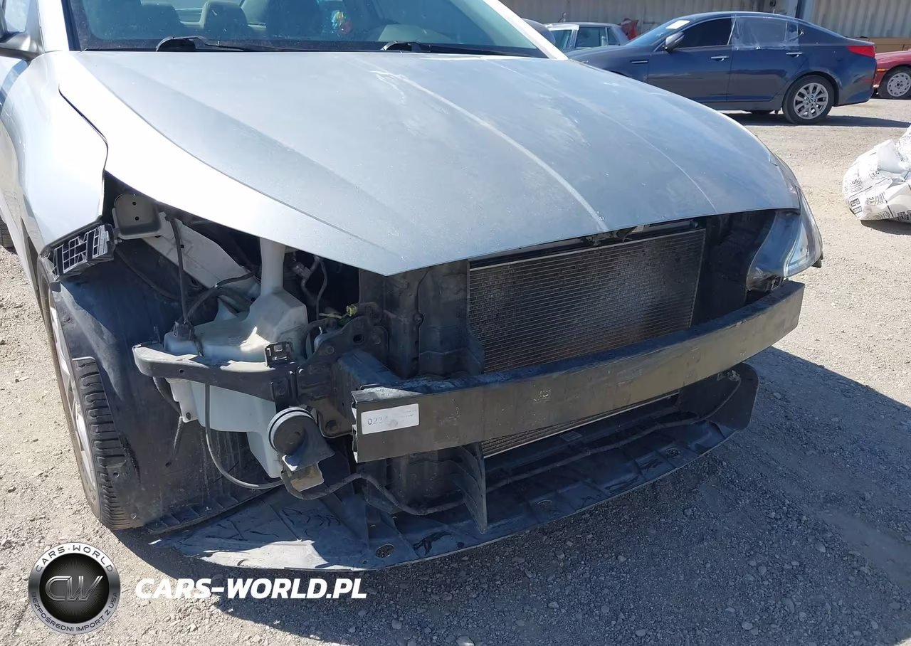 2020 Hyundai Elantra Sel VIN:5NPD84LF0LH570167 - 6
