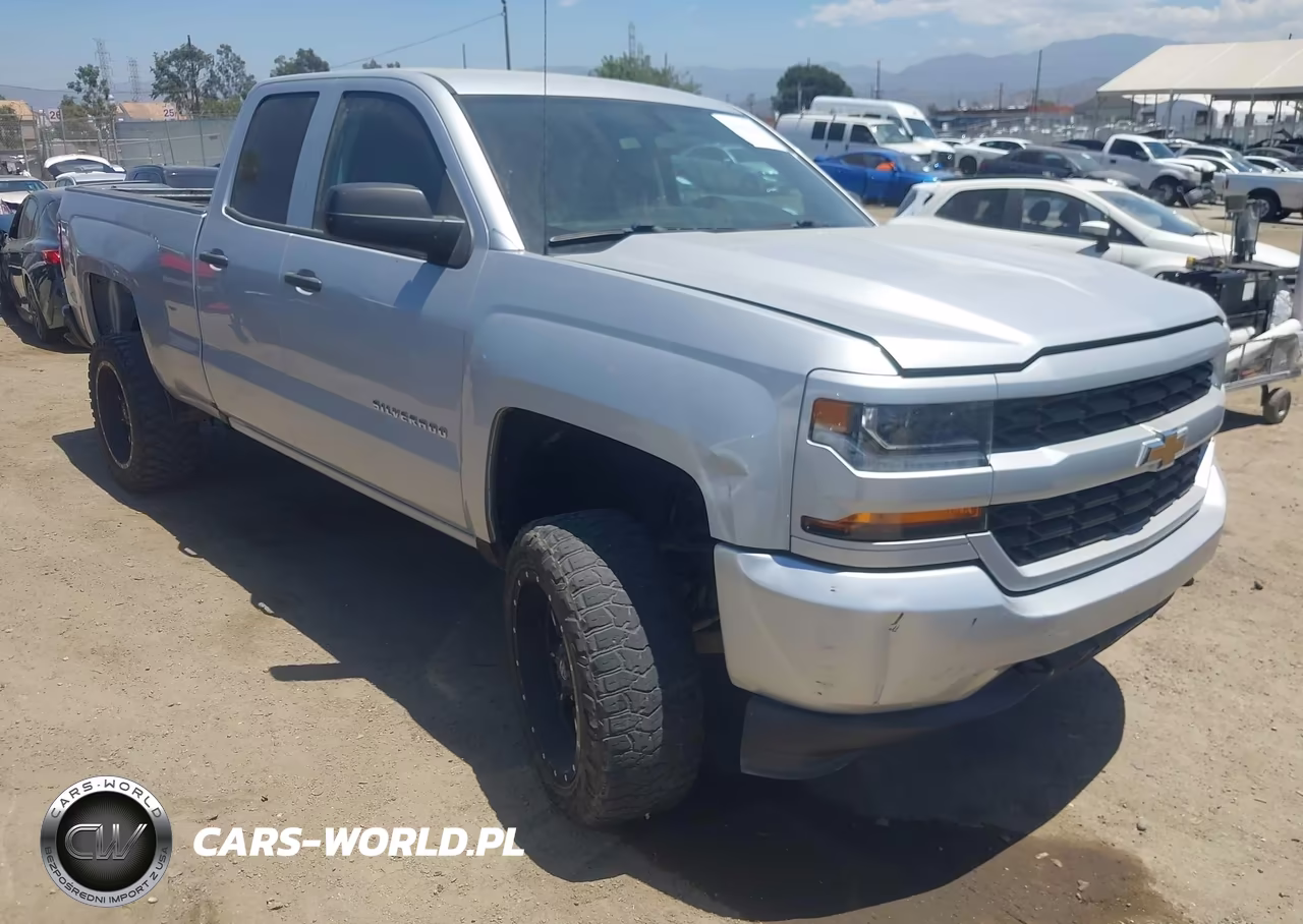 2018 Chevrolet Silverado 1500 Custom – zdjęcie 1 z 18