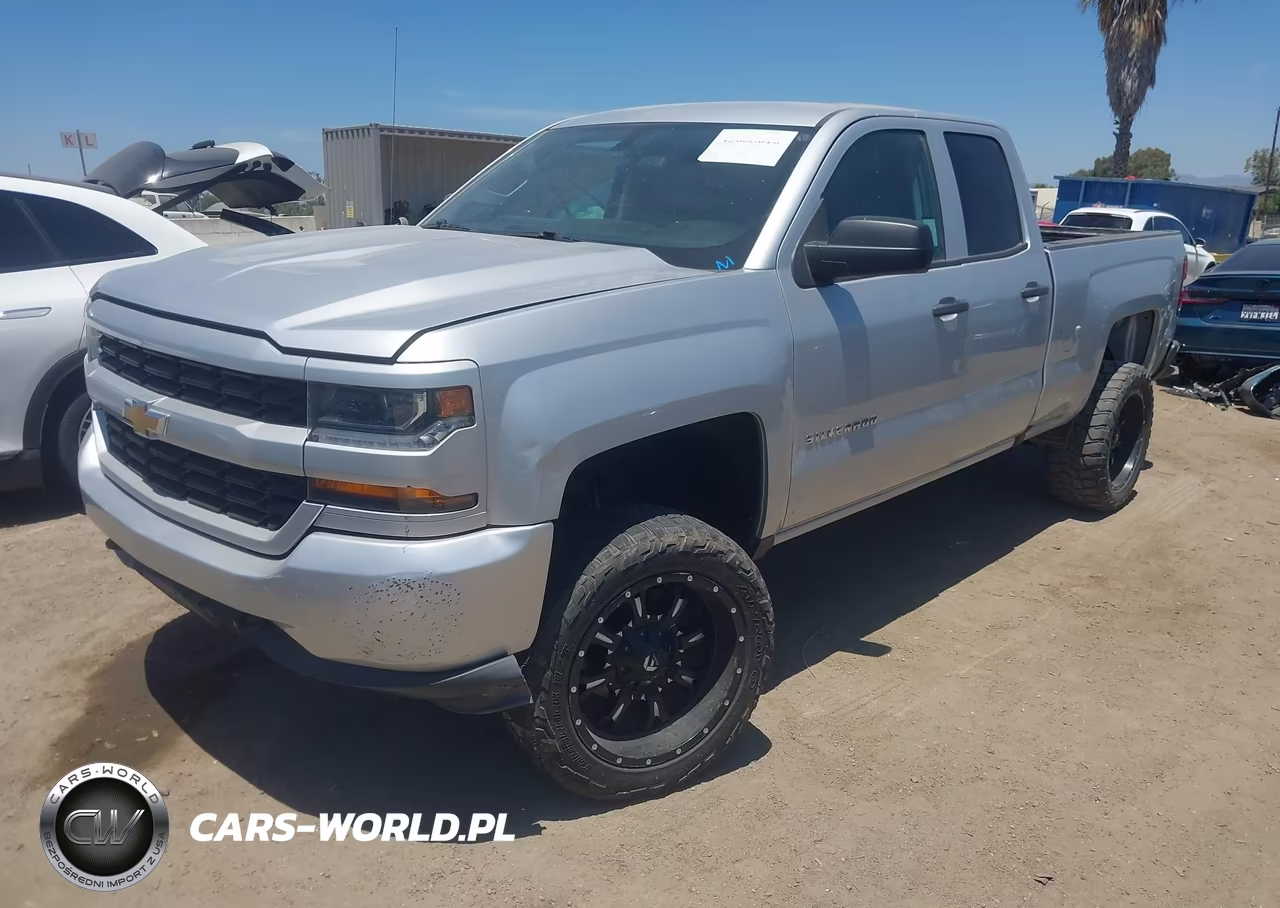 2018 Chevrolet Silverado 1500 Custom VIN:1GCRCPEH1JZ238779 - 2