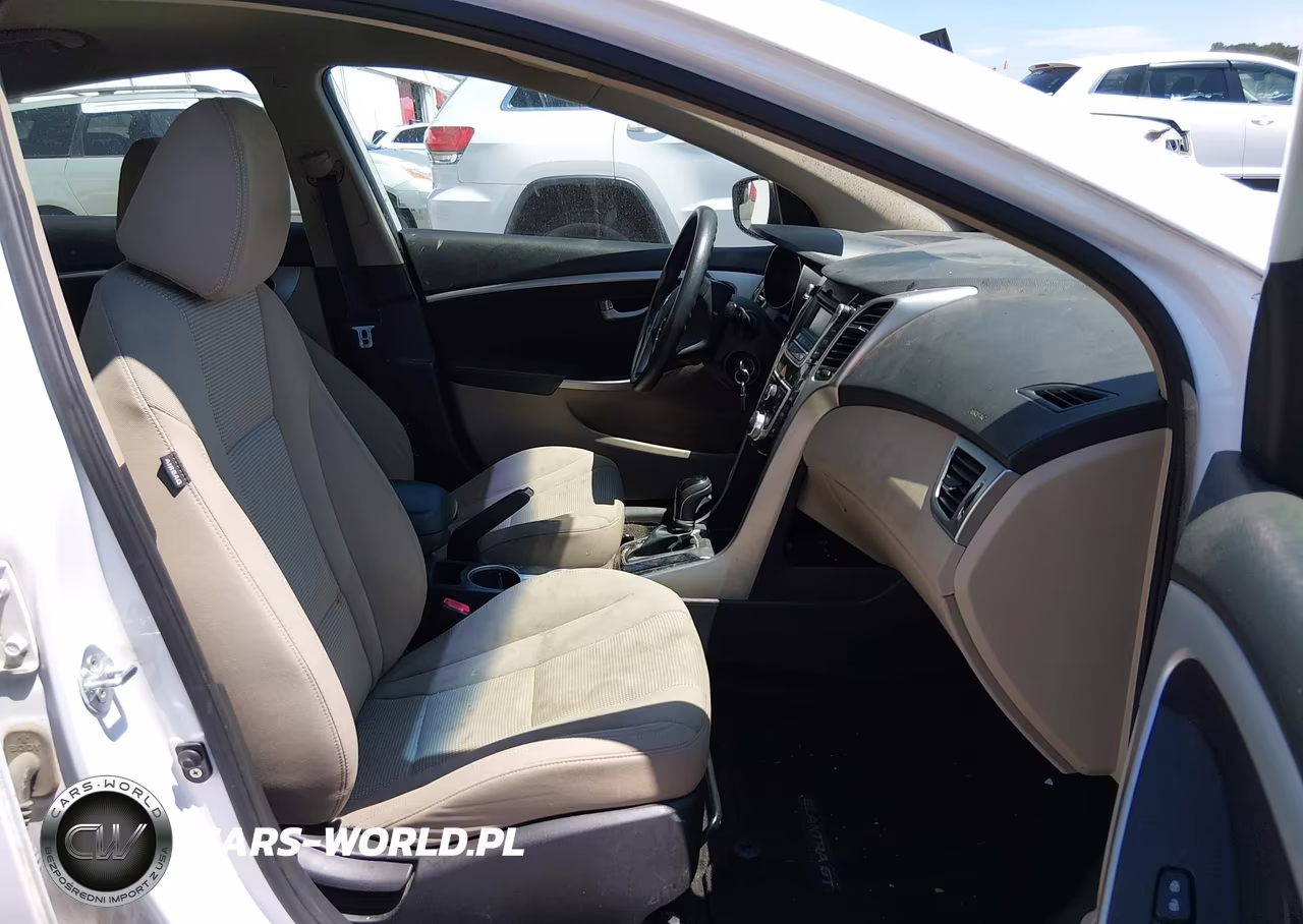 2016 Hyundai Elantra Gt VIN:KMHD35LH6GU284207 - 5