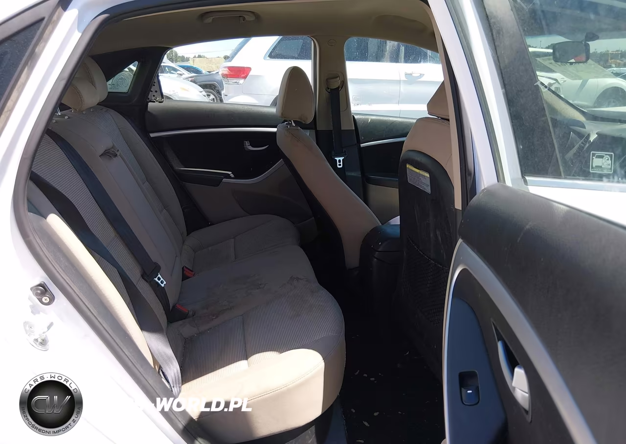 2016 Hyundai Elantra Gt VIN:KMHD35LH6GU284207 - 8