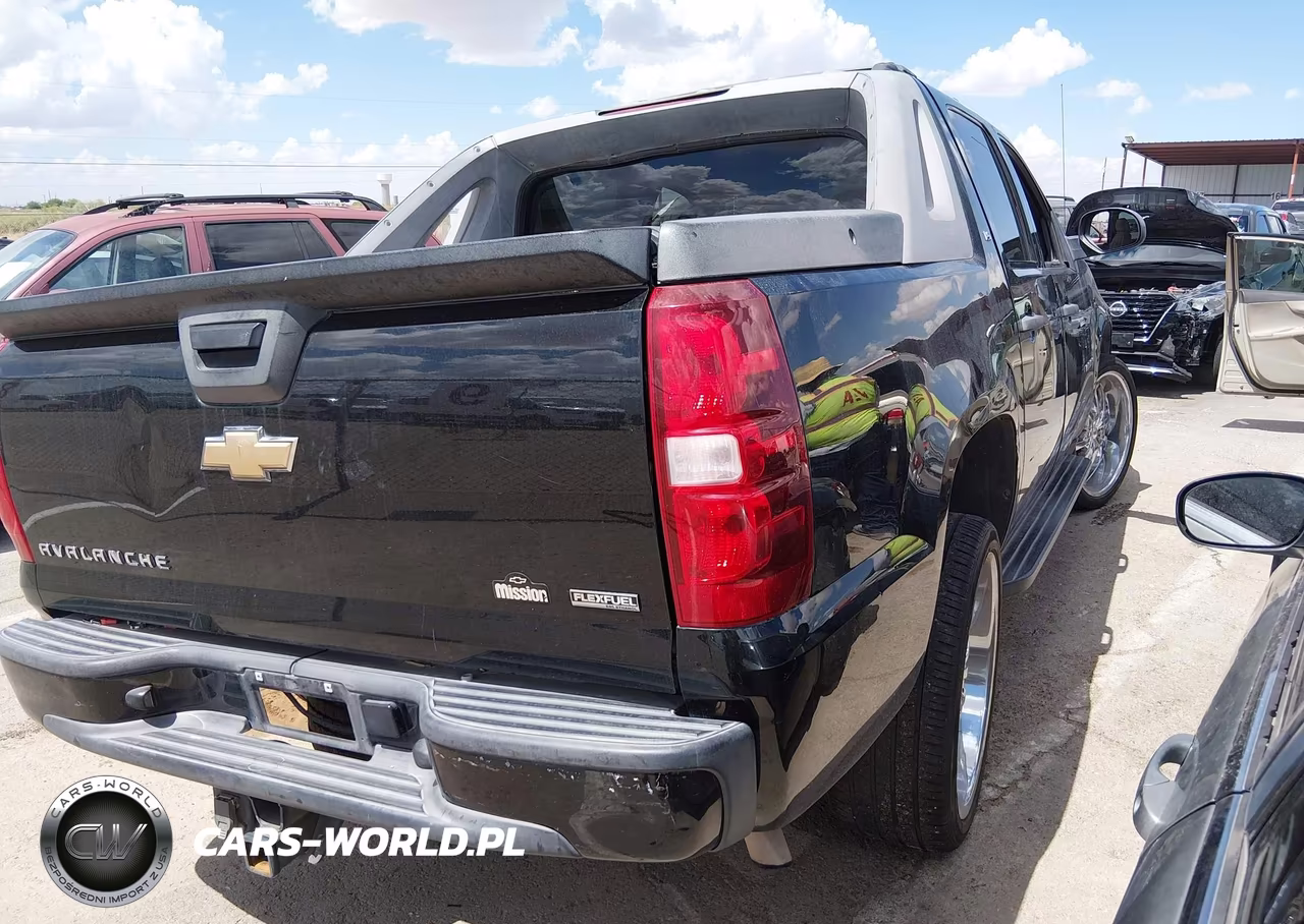 2007 Chevrolet Avalanche 1500 Ls VIN:3GNEC12047G159830 - 4