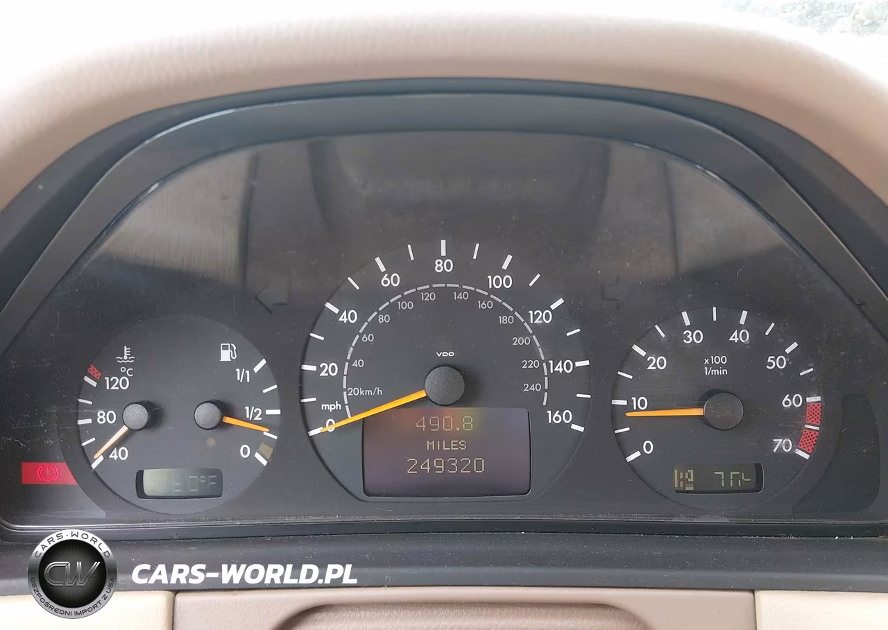 2003 MERCEDES-BENZ E 320 4M VIN:WDBJH82J63X084837 - 7