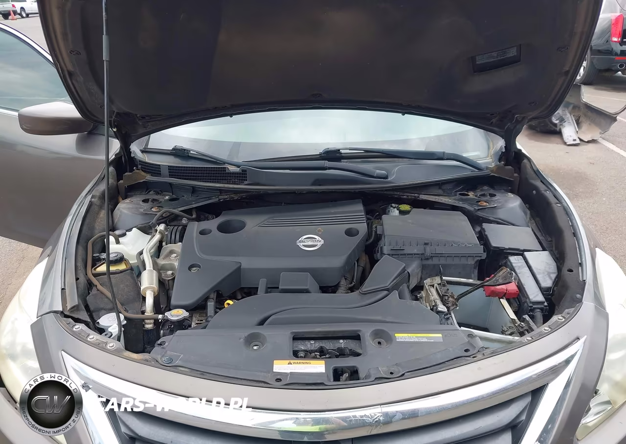 2015 Nissan Altima 2.5 S VIN:1N4AL3AP1FC240325 - 10