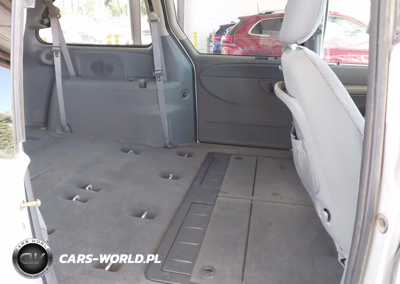 2005 Dodge Caravan Sxt VIN:2D4GP44LX5R573879 - 8
