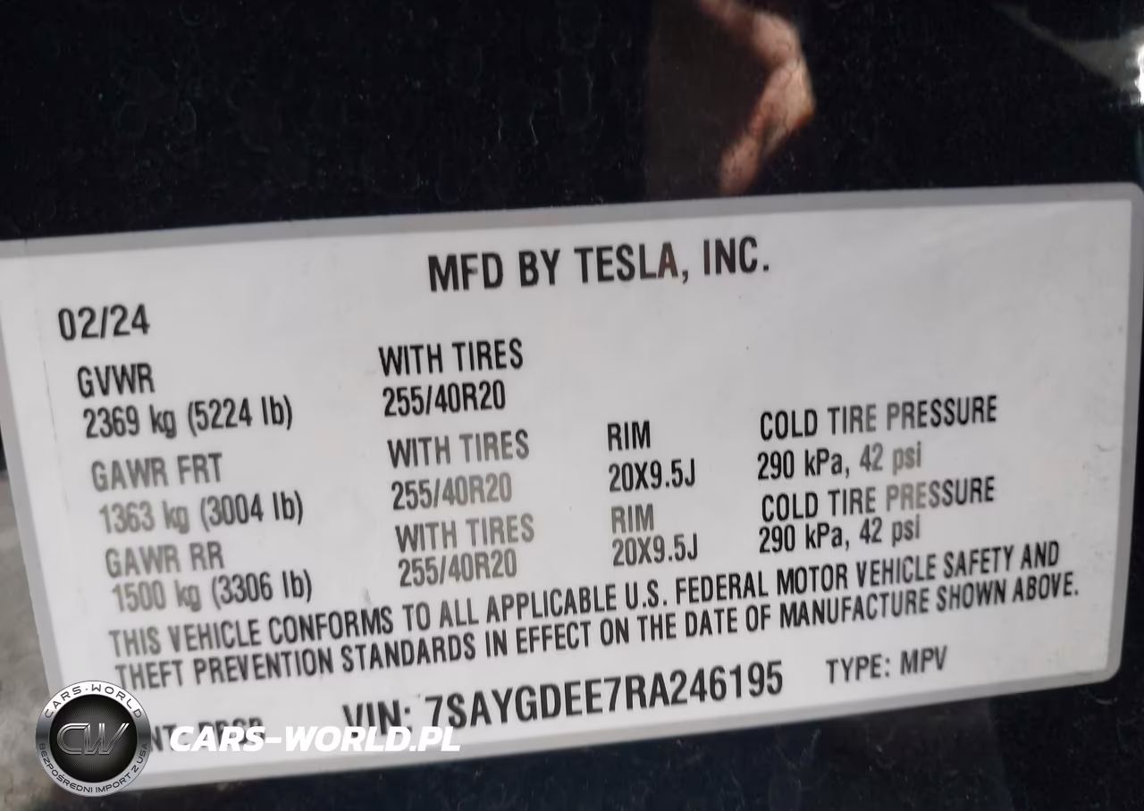 2024 Tesla Model Y Long Range Dual Motor All-Wheel Drive VIN:7SAYGDEE7RA246195 - 9