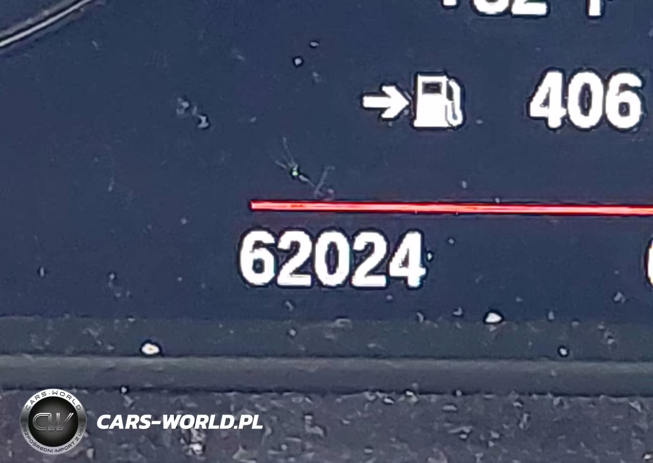2018 BMW X1 Sdrive28I VIN:WBXHU7C37J3H43234 - 16