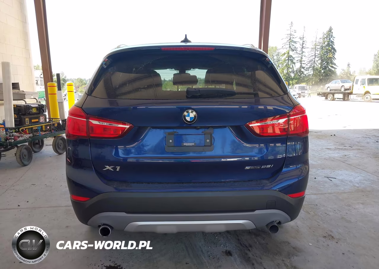 2018 BMW X1 Sdrive28I VIN:WBXHU7C37J3H43234 - 17