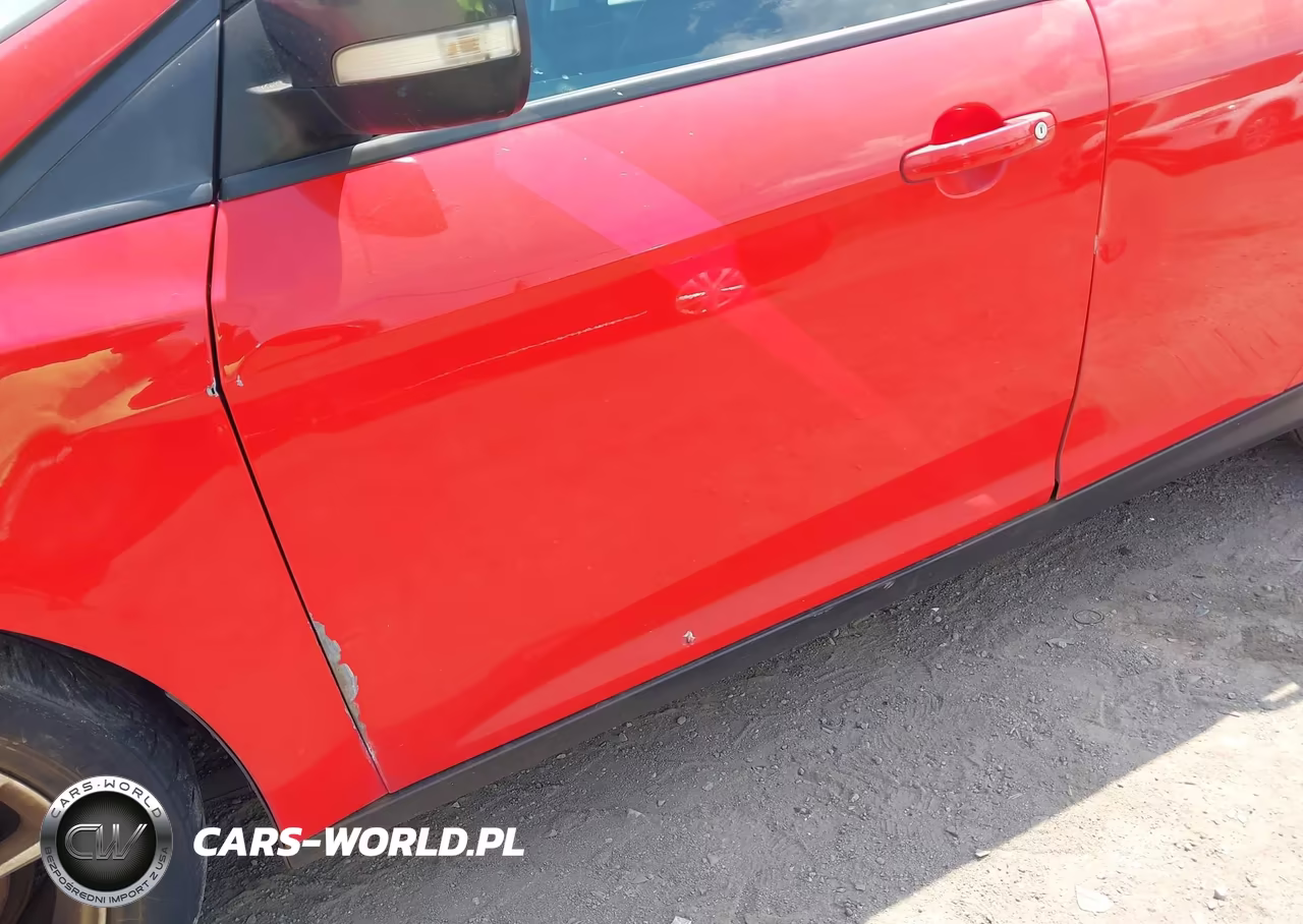 2016 Ford Focus Se VIN:1FADP3K27GL216570 - 12