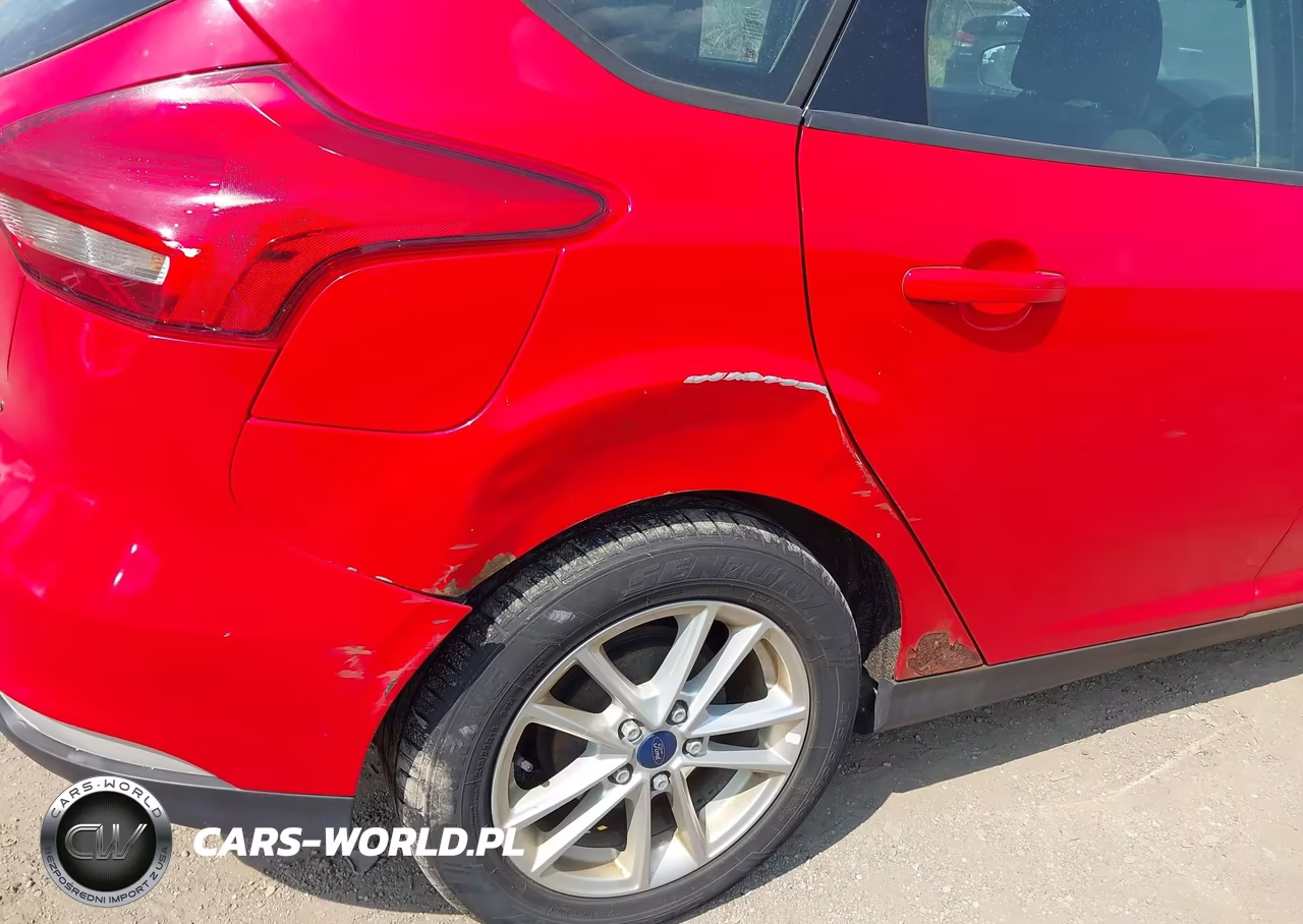 2016 Ford Focus Se VIN:1FADP3K27GL216570 - 15