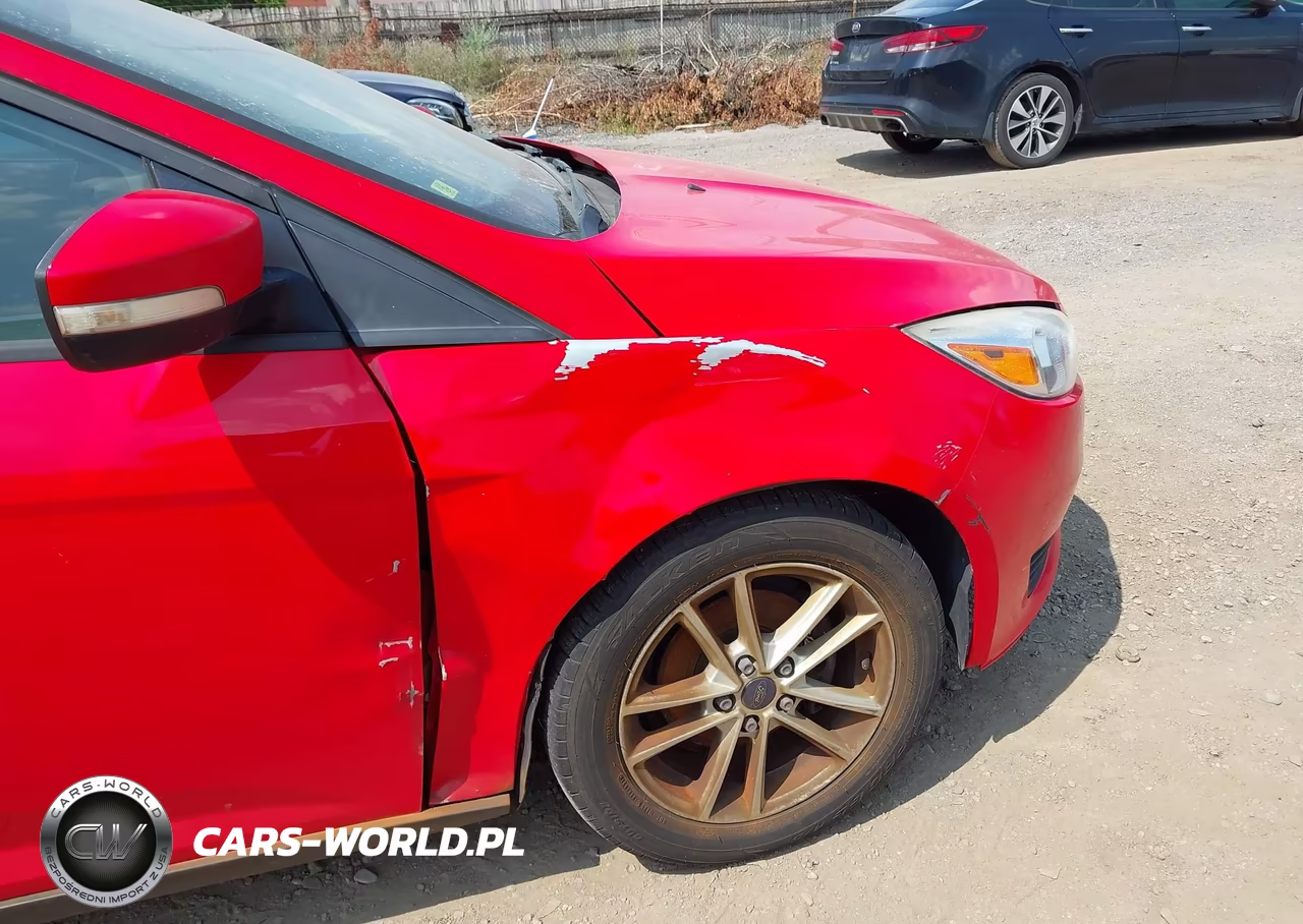2016 Ford Focus Se VIN:1FADP3K27GL216570 - 16