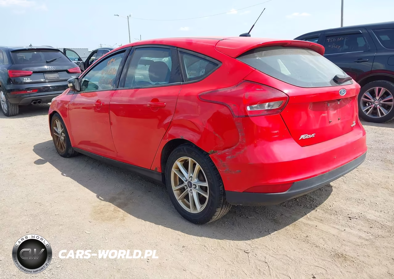 2016 Ford Focus Se VIN:1FADP3K27GL216570 - 3