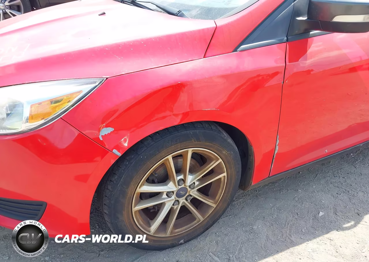 2016 Ford Focus Se VIN:1FADP3K27GL216570 - 6