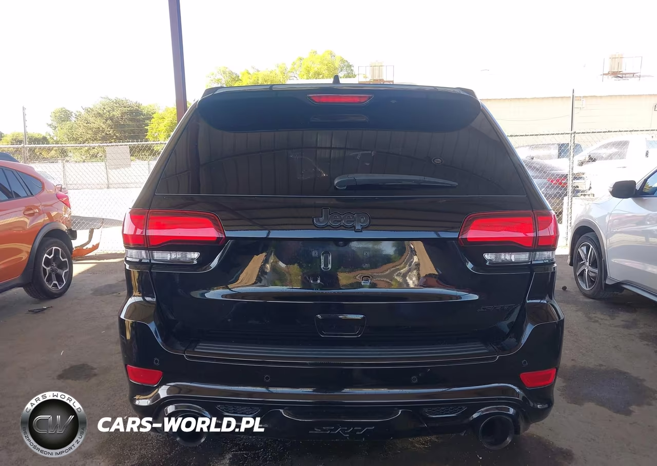 2018 Jeep Grand Cherokee Srt 4X4 VIN:1C4RJFDJ4JC300103 - 16