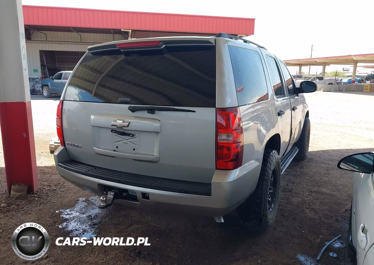 2009 Chevrolet Tahoe Ls VIN:1GNFC13C79R271747 - 4