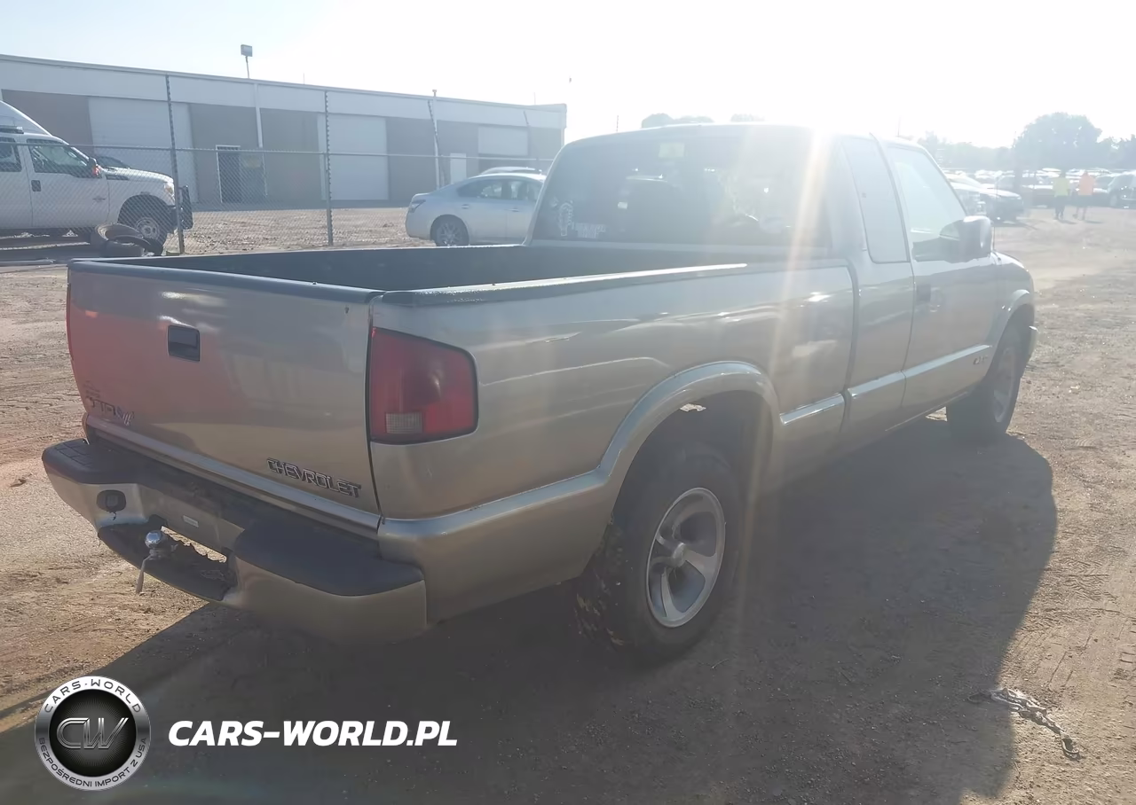 1999 Chevrolet S-10 Ls VIN:1GCCS1946XK219644 - 4