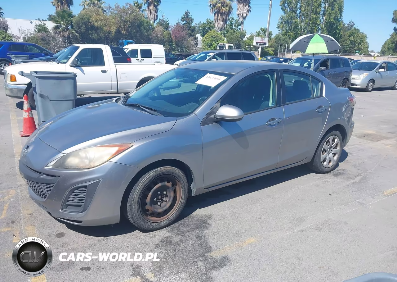 2011 Mazda Mazda3 I Sport VIN:JM1BL1UG7B1467913 - 2
