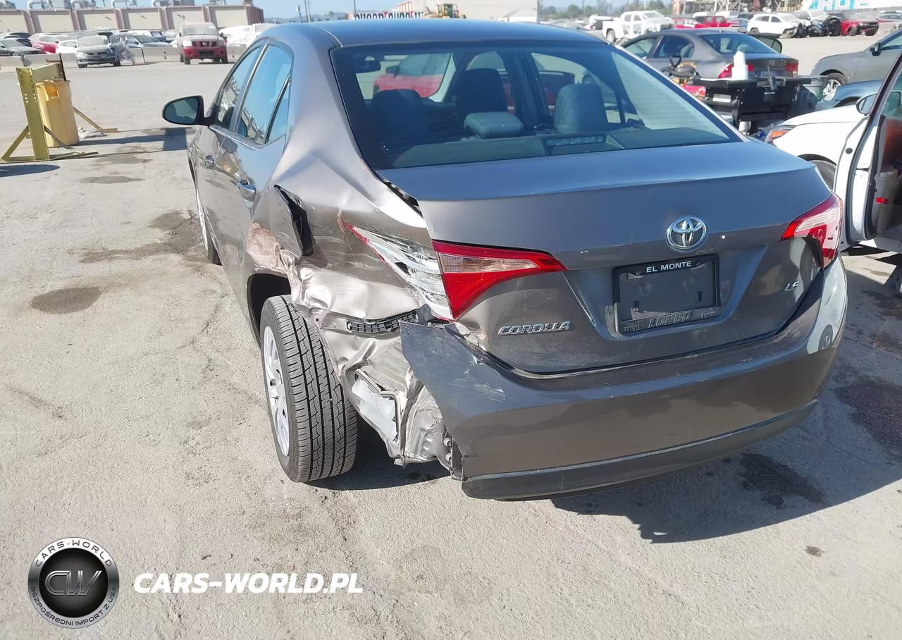 2019 Toyota Corolla Le VIN:5YFBURHE7KP856664 - 17