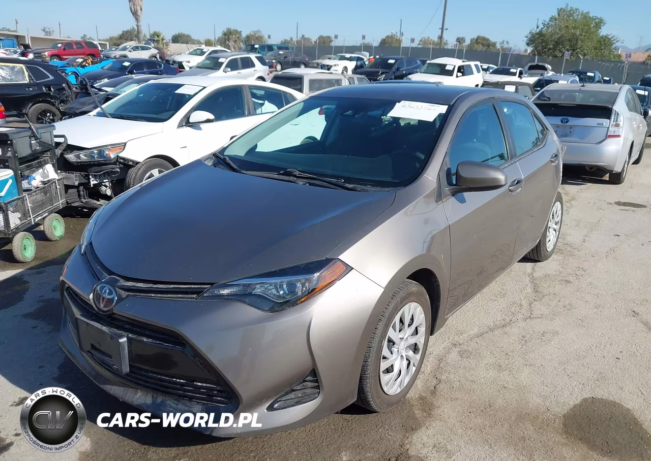 2019 Toyota Corolla Le VIN:5YFBURHE7KP856664 - 2