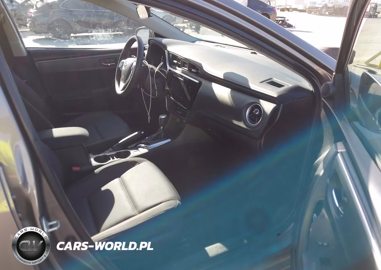 2019 Toyota Corolla Le VIN:5YFBURHE7KP856664 - 5