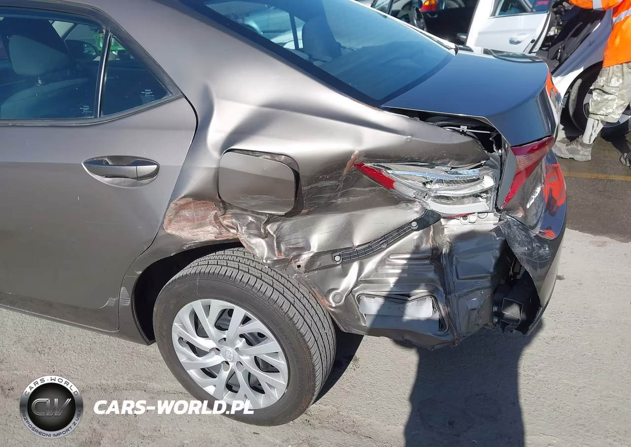 2019 Toyota Corolla Le VIN:5YFBURHE7KP856664 - 6