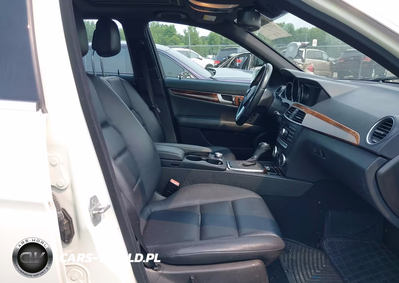 2012 Mercedes-Benz C 300 Sport 4Matic VIN:WDDGF8BB1CR238049 - 5