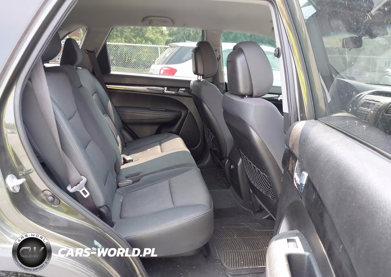 2013 Kia Sorento Lx VIN:5XYKT3A14DG332709 - 8