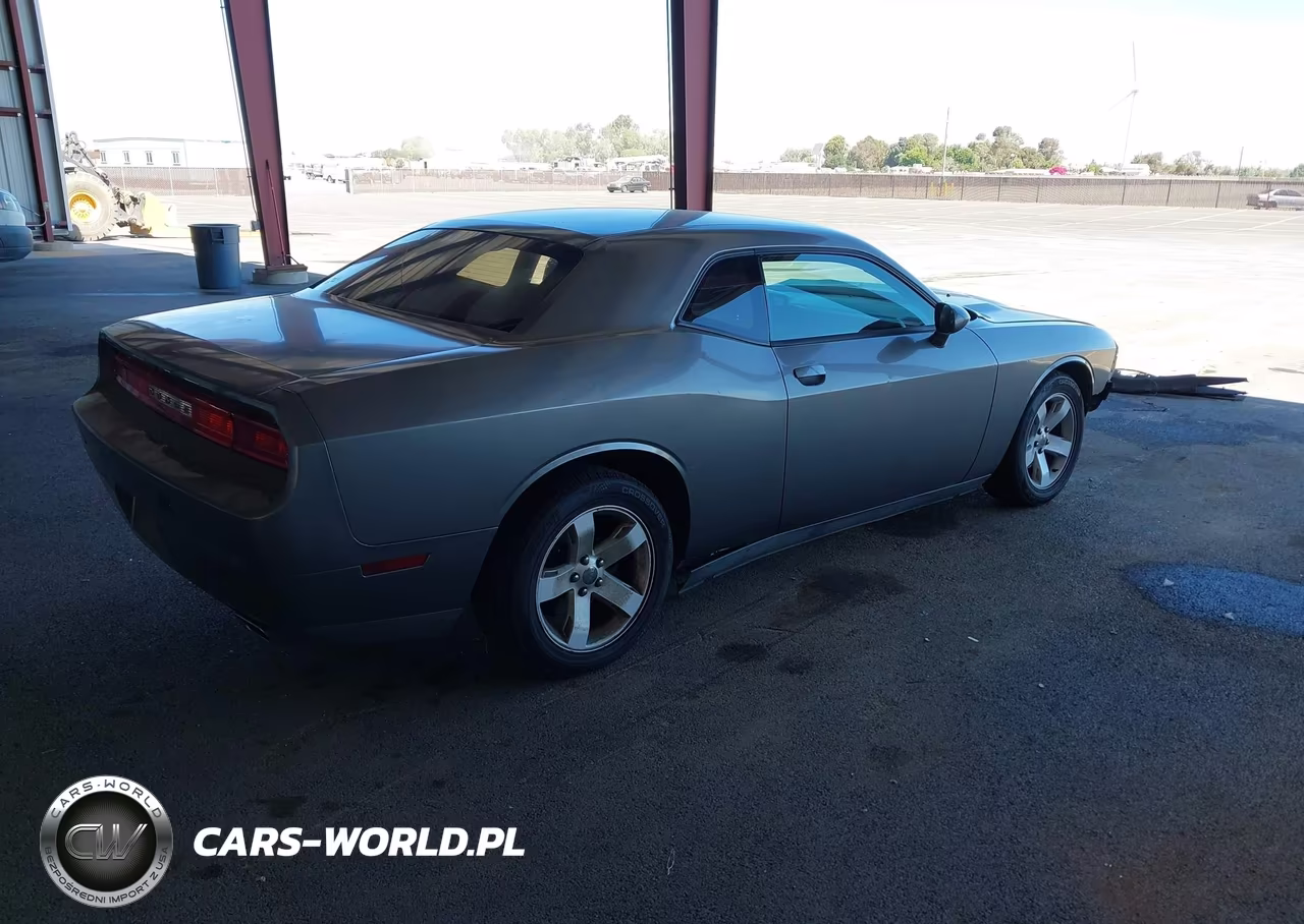 2012 Dodge Challenger Sxt VIN:2C3CDYAG0CH128187 - 4