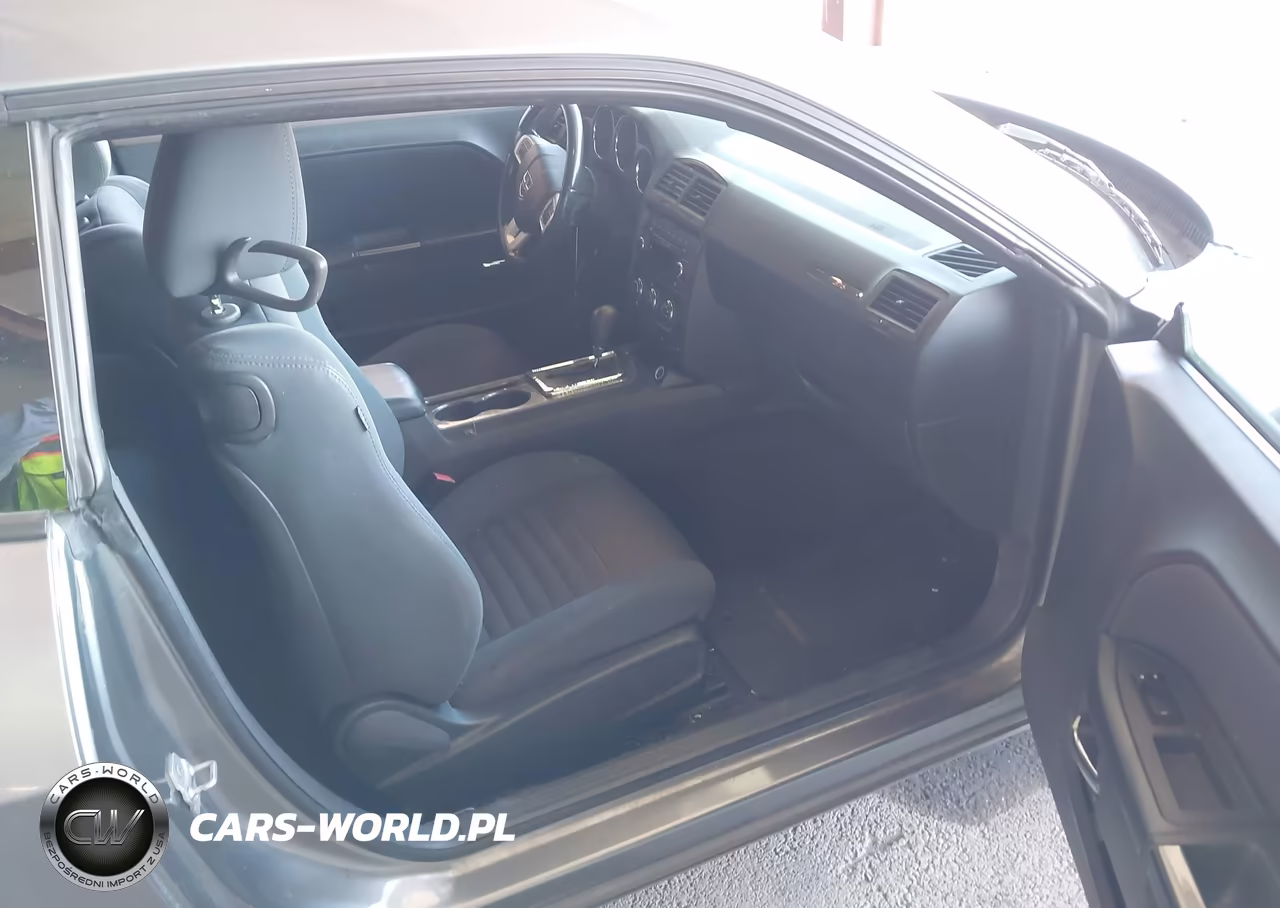 2012 Dodge Challenger Sxt VIN:2C3CDYAG0CH128187 - 5