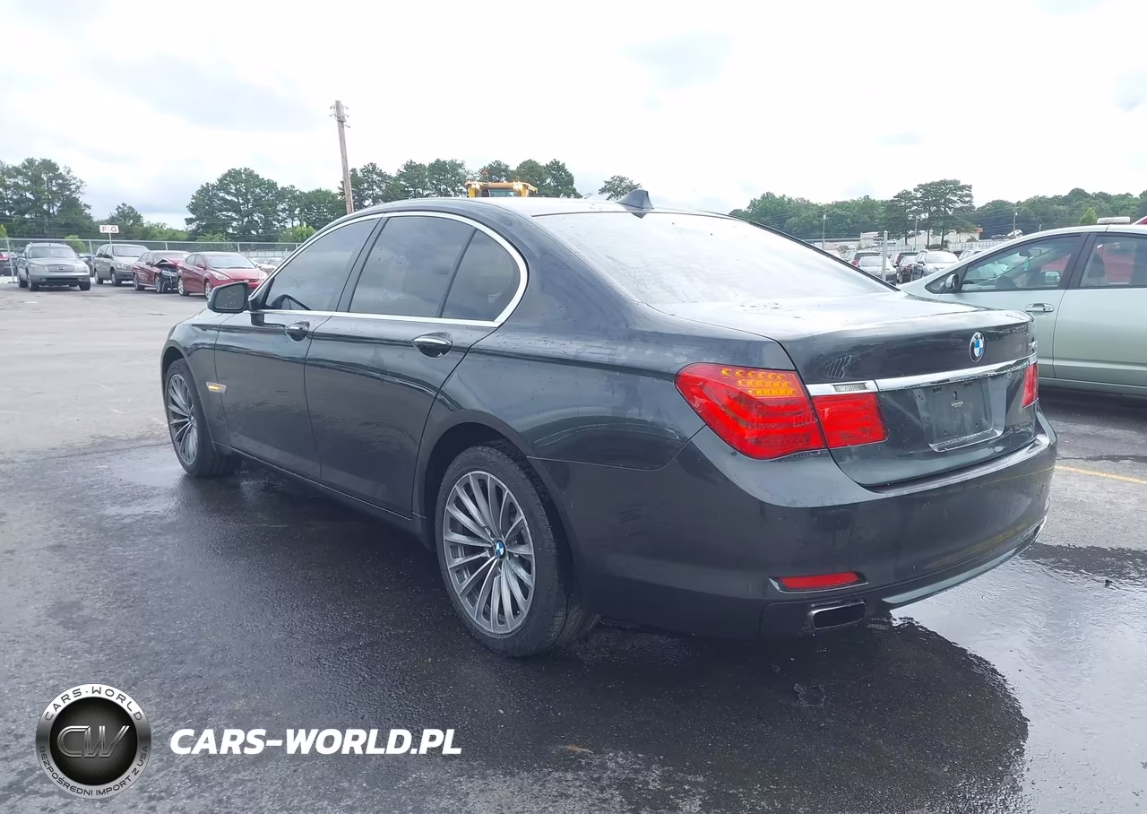 2012 BMW 740I VIN:WBAKA4C51CC613698 - 3