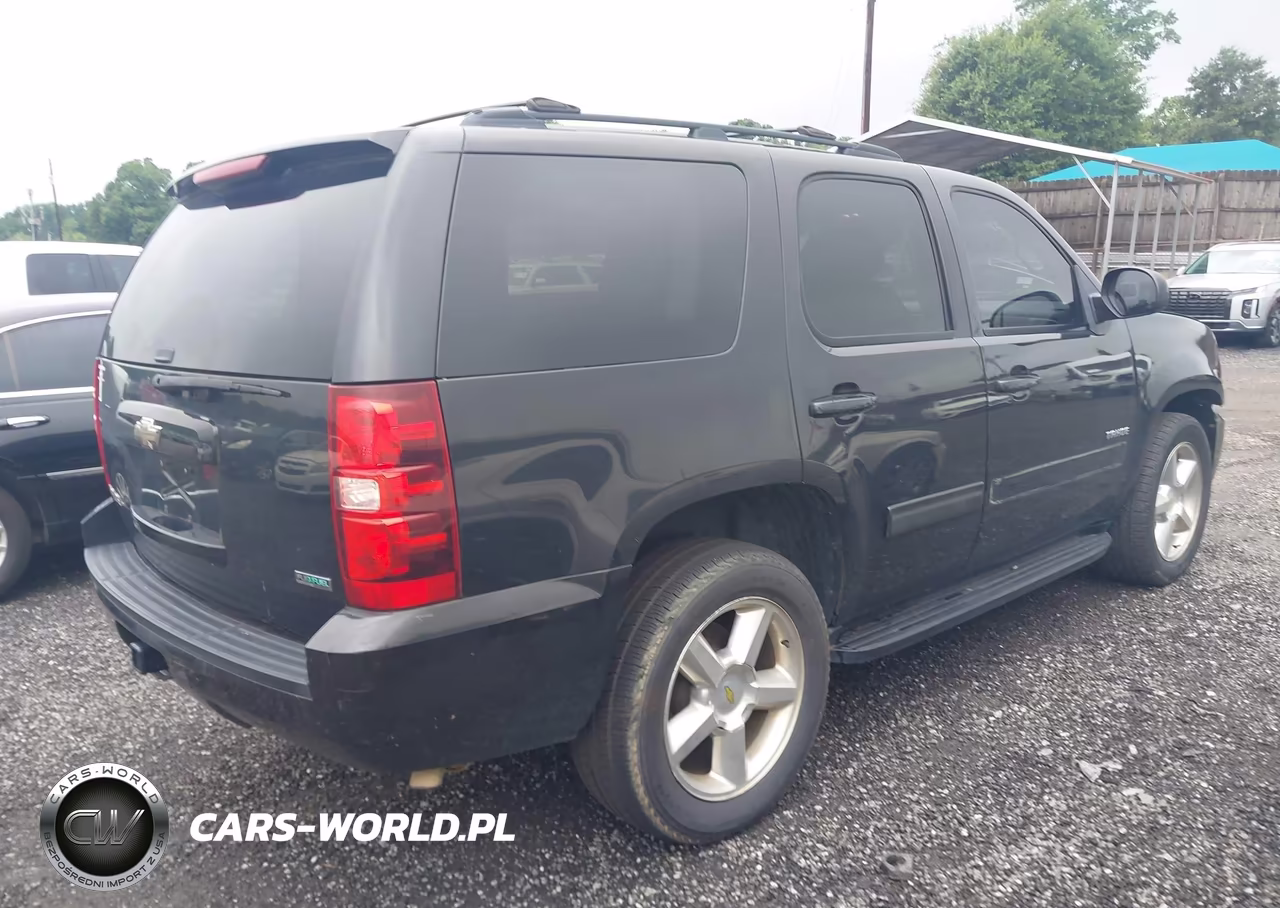 2011 Chevrolet Tahoe Ls VIN:1GNSCAE00BR180147 - 4