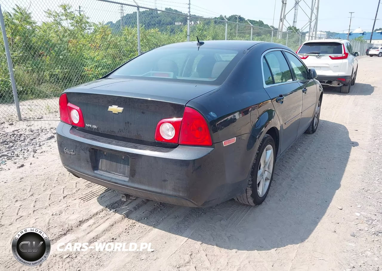 2011 Chevrolet Malibu Ls VIN:1G1ZB5E11BF355848 - 4