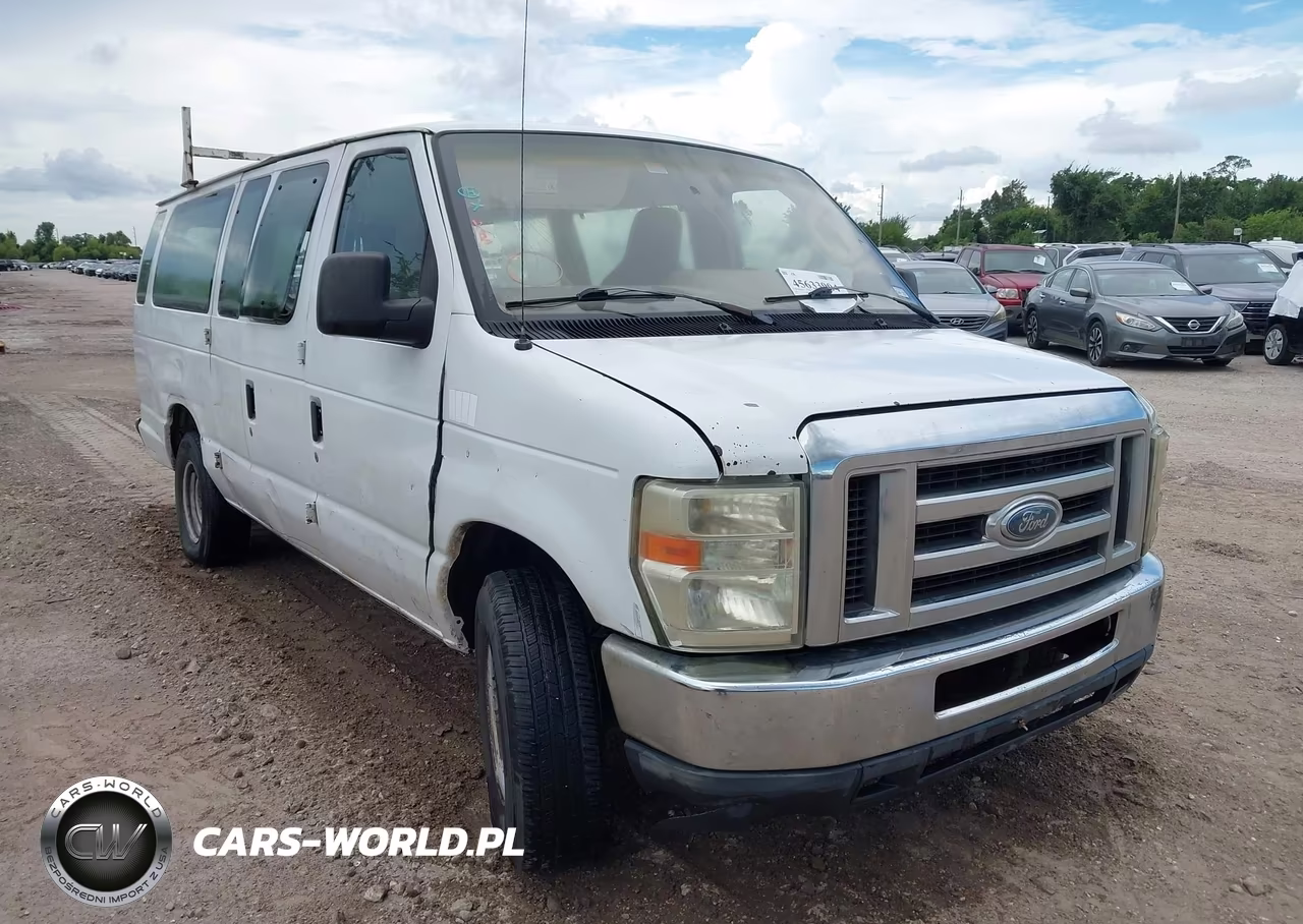 2011 Ford E-350 Super Duty Xlt