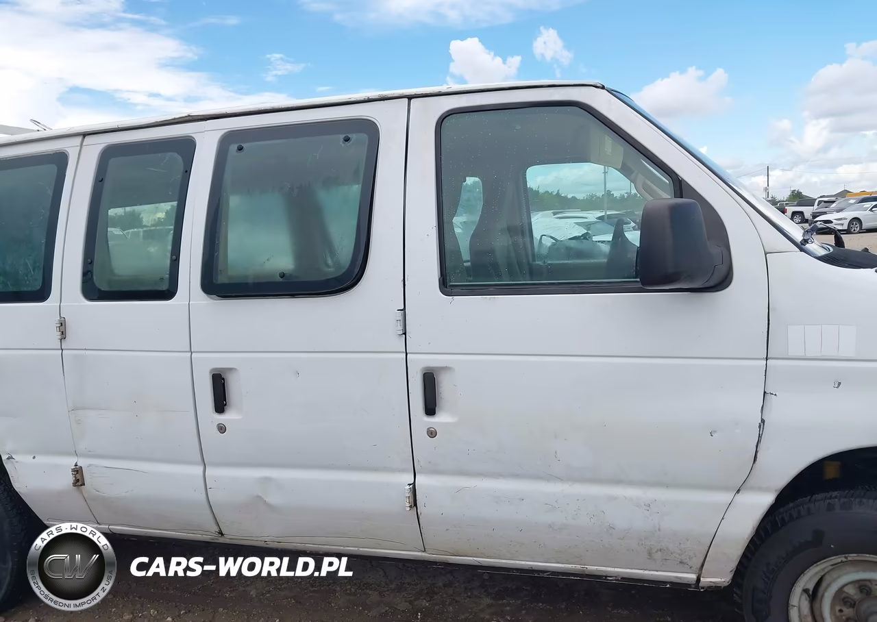 2011 Ford E-350 Super Duty Xlt VIN:1FBSS3BL1BDA74975 - 13