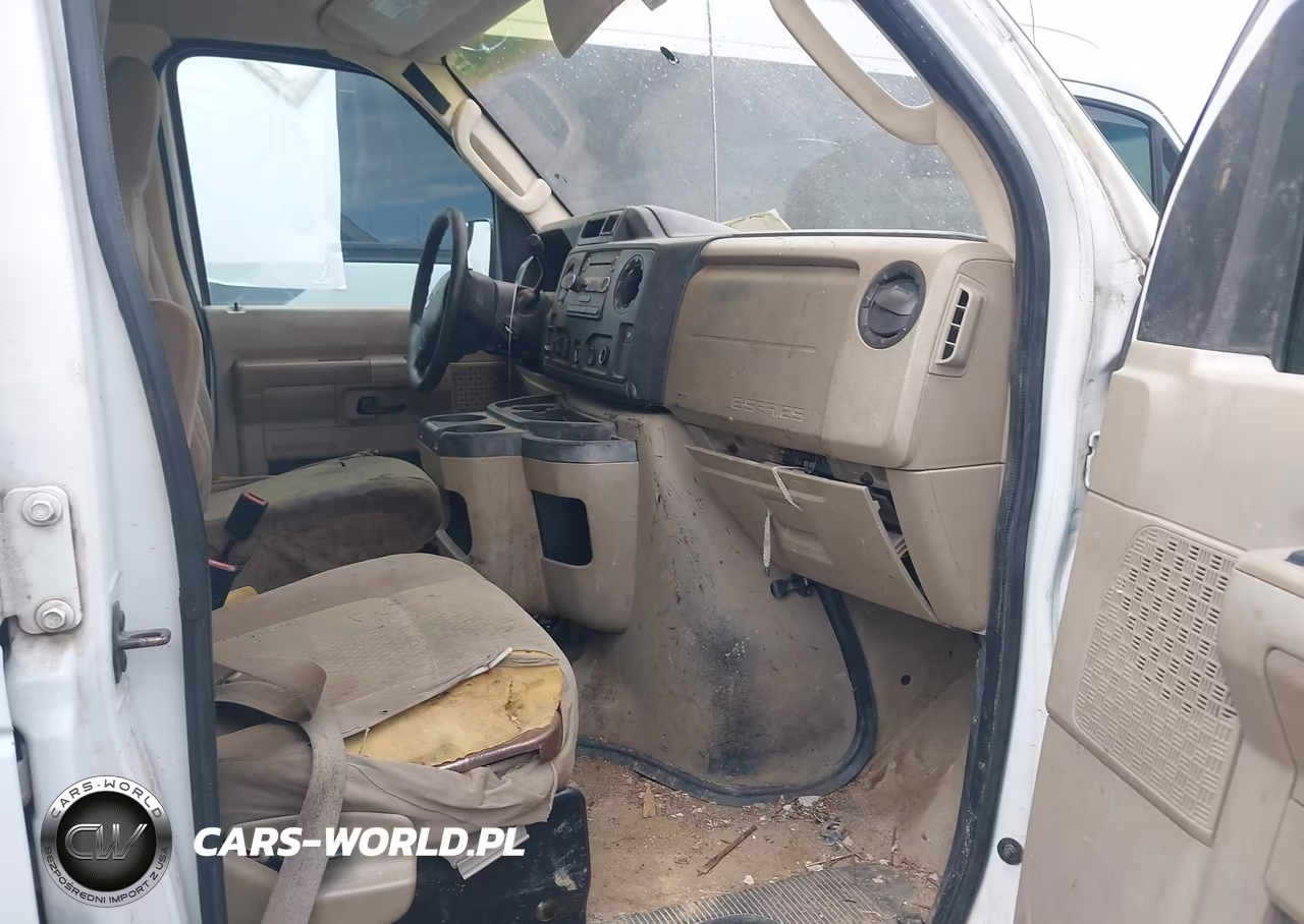 2011 Ford E-350 Super Duty Xlt VIN:1FBSS3BL1BDA74975 - 5
