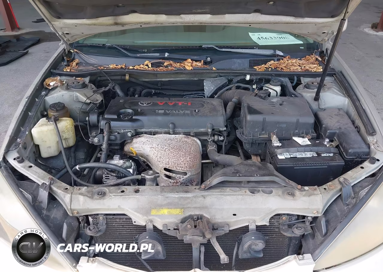 2003 Toyota Camry Le VIN:4T1BE32K73U162484 - 10