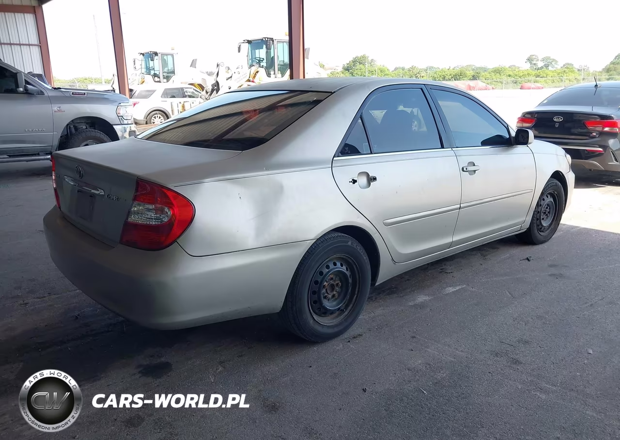 2003 Toyota Camry Le VIN:4T1BE32K73U162484 - 4