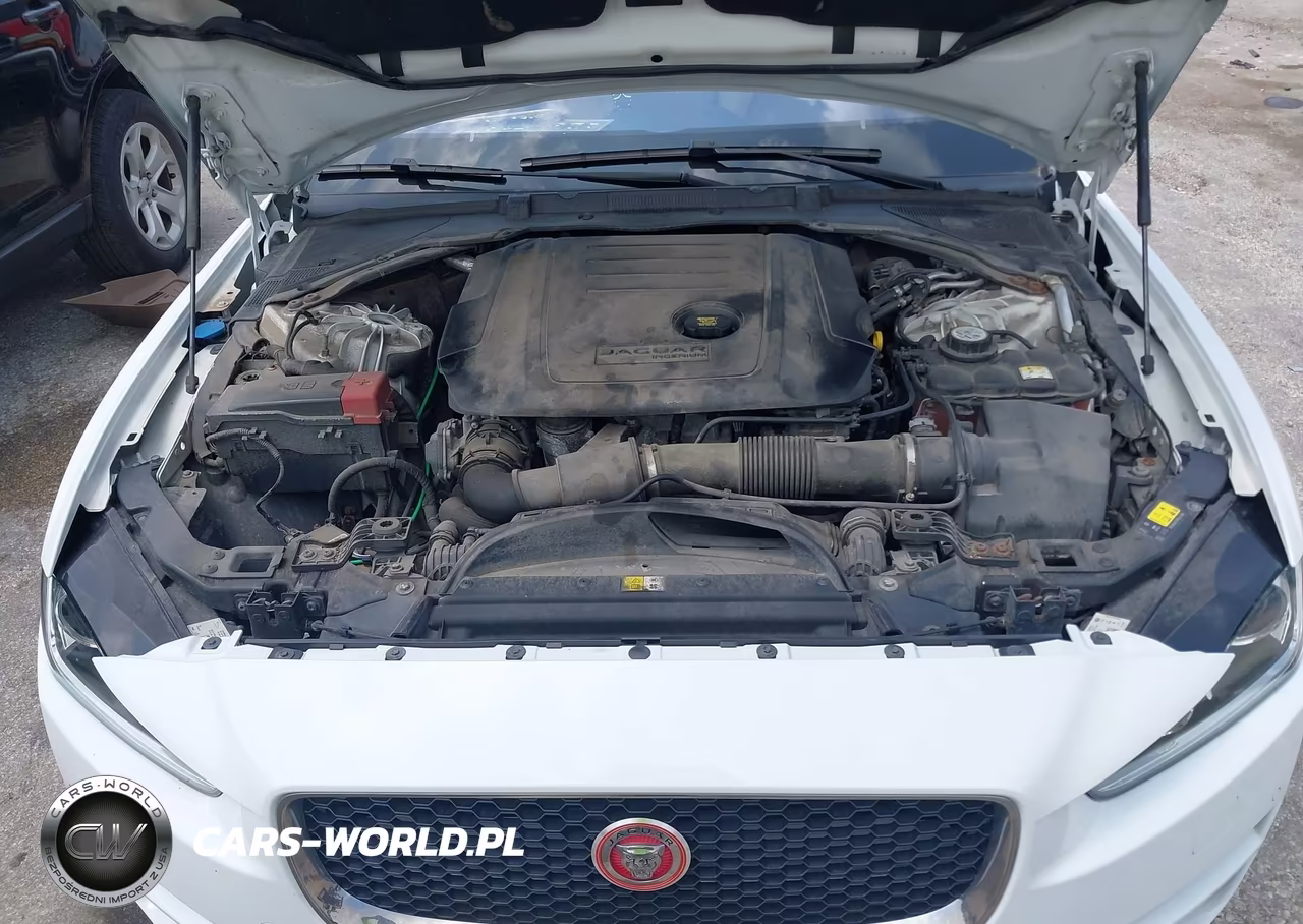 2017 Jaguar Xe 20D Premium VIN:SAJAD4BN5HCP10984 - 10
