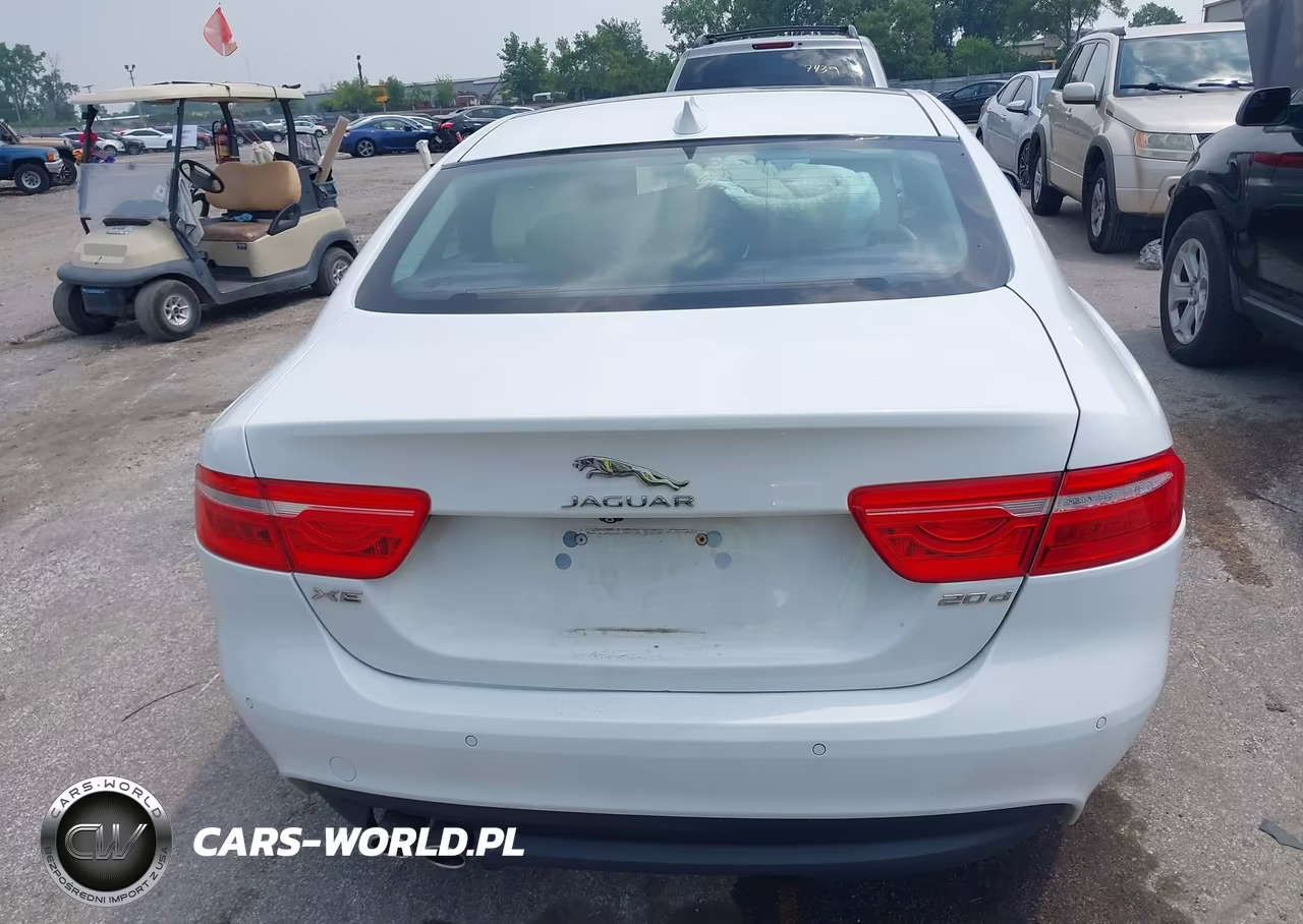 2017 Jaguar Xe 20D Premium VIN:SAJAD4BN5HCP10984 - 16