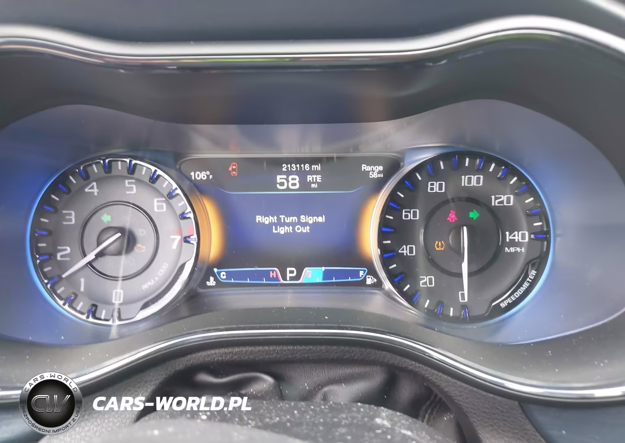 2015 Chrysler 200 S VIN:1C3CCCDG2FN639218 - 7