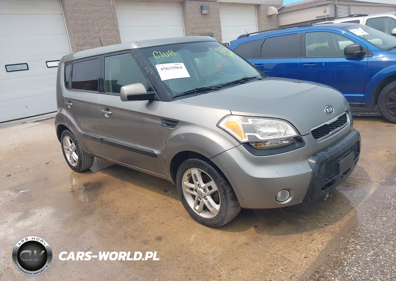 2011 Kia Soul +