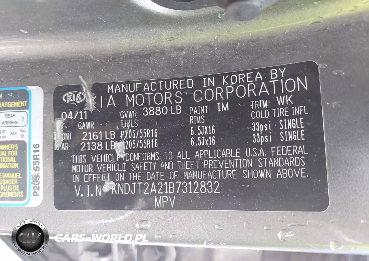 2011 Kia Soul + VIN:KNDJT2A21B7312832 - 9