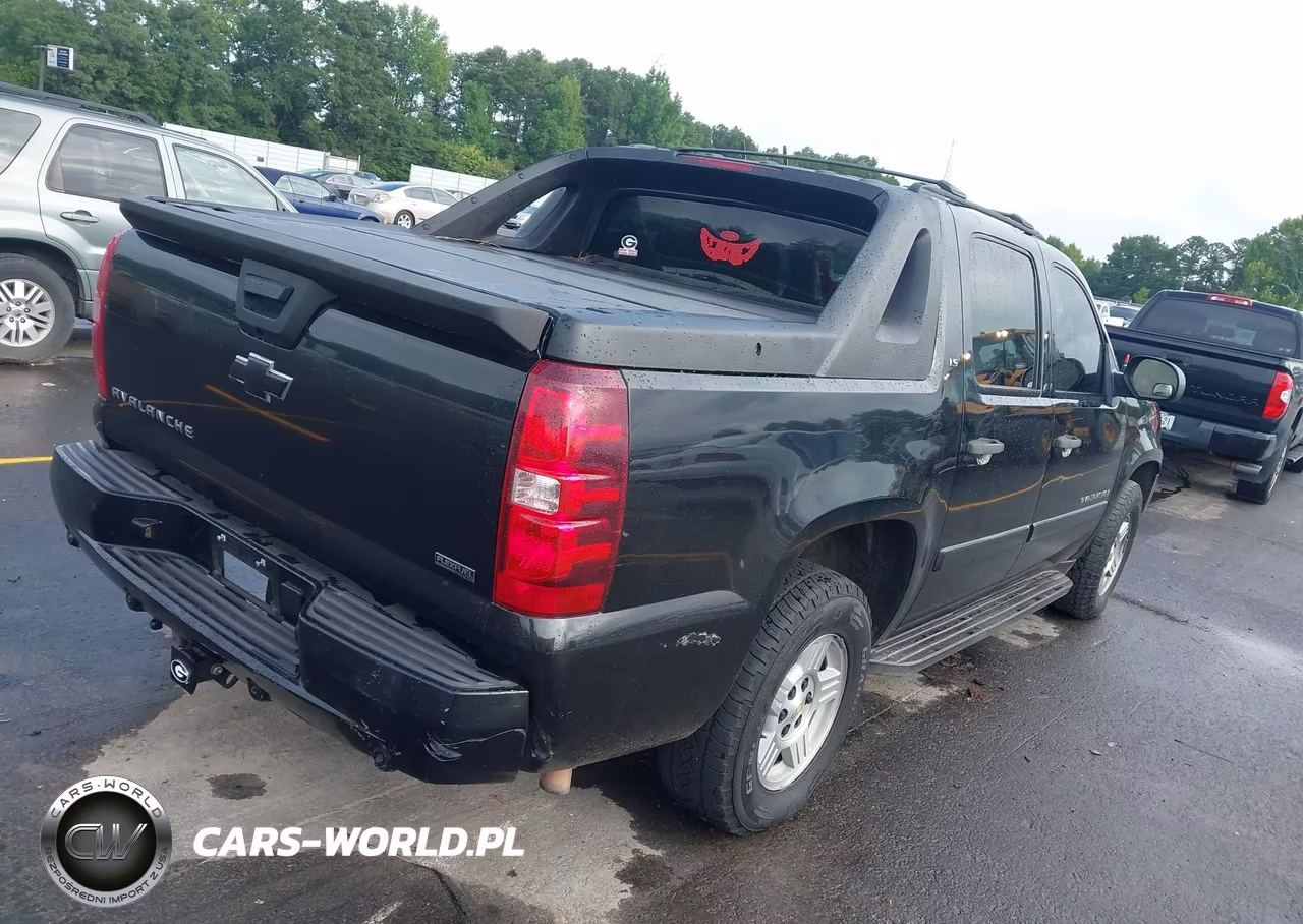2008 Chevrolet Avalanche 1500 Ls VIN:3GNEC12048G160171 - 4